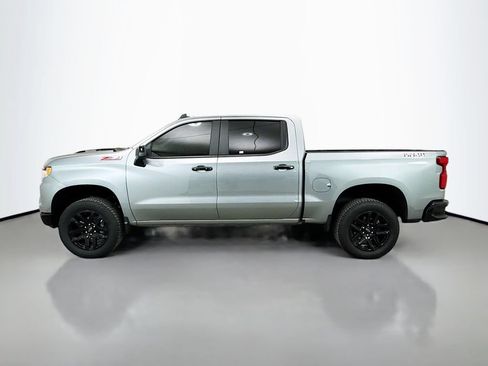 Used 2025 Chevrolet Silverado 1500 LT Trail Boss w/ Convenience Package II AWD/4WD image 4