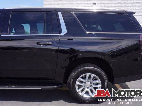 Used 2025 Chevrolet Suburban LT RWD image 48