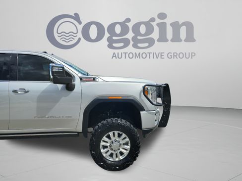 Used 2021 GMC Sierra 2500 Denali w/ Denali Ultimate Package AWD/4WD image 30