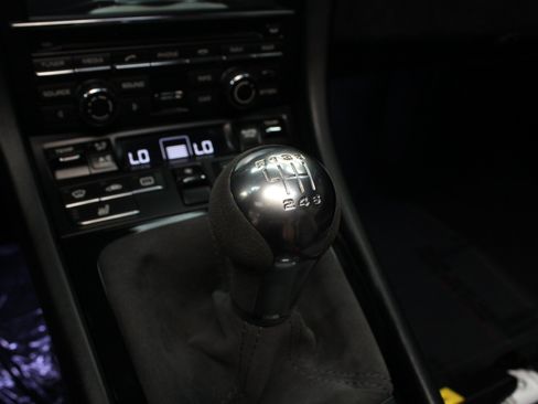Used 2016 Porsche Boxster Spyder RWD image 83
