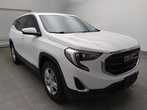 Used 2020 GMC Terrain SLE FWD image 13