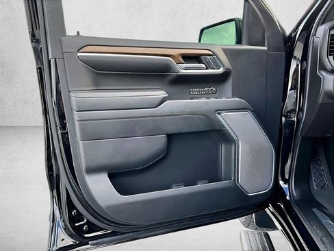 Used 2024 Chevrolet Silverado 1500 High Country w/ Midnight Edition image 18