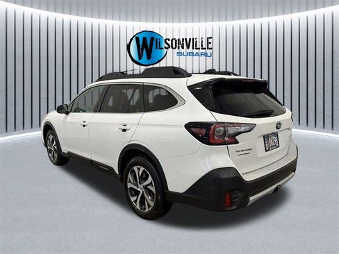 Used 2022 Subaru Outback Limited image 8