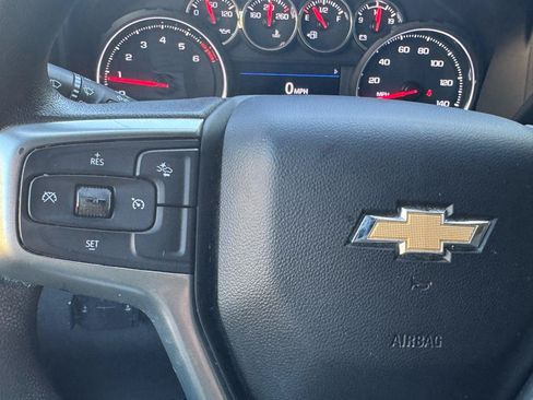 Used 2022 Chevrolet Silverado 2500 Custom w/ Custom Value Package AWD/4WD image 37