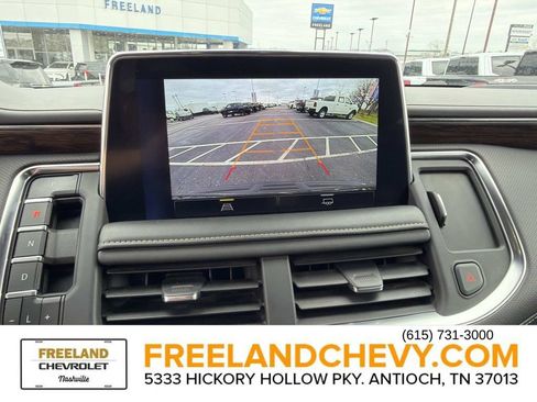 Used 2023 Chevrolet Suburban Premier image 36