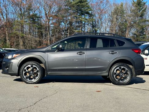 Used 2021 Subaru Crosstrek 2.0i Premium image 7