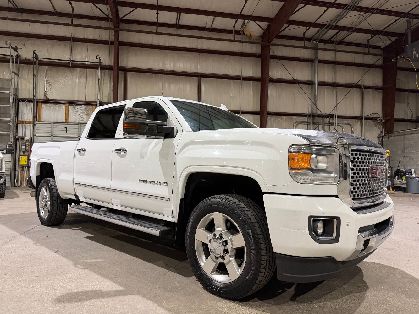 Used 2016 GMC Sierra 2500 Denali w/ Duramax Plus Package AWD/4WD image 1