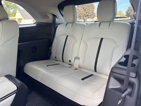 Used 2024 MAZDA CX-90 3.3 Turbo S w/ Premium Plus image 16