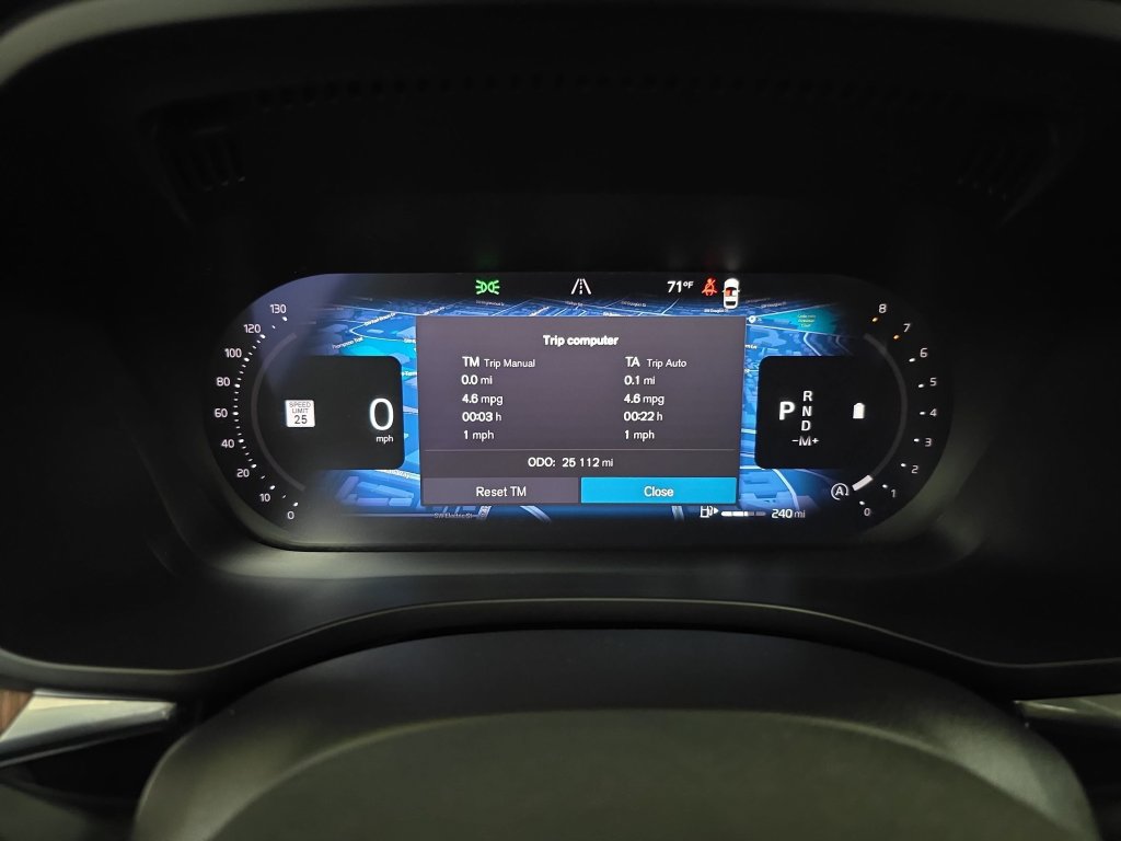 Used 2023 Volvo XC60 B6 Ultimate w/ Protection Package Premier AWD/4WD image 21