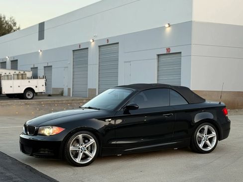 Used 2009 BMW 135i Convertible RWD image 27