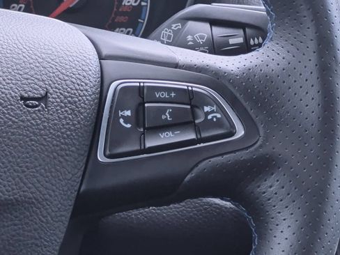 Used 2018 Ford Focus RS AWD/4WD image 26