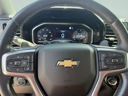 Used 2023 Chevrolet Silverado 1500 LTZ AWD/4WD image 33