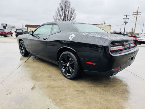 Certified 2016 Dodge Challenger SXT image 24