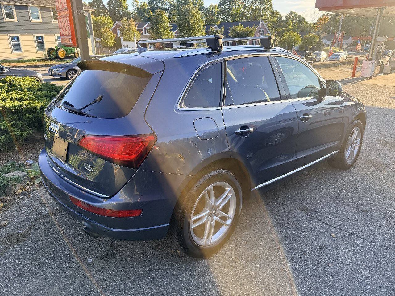 Used 2015 Audi Q5 2.0T Premium Plus w/ Technology Package AWD/4WD image 7