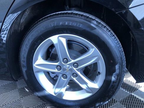 Used 2024 Chevrolet Malibu LT image 17