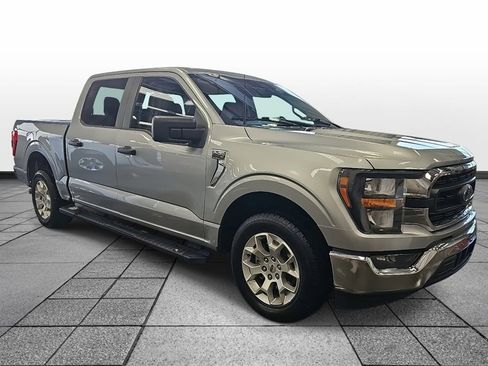 Used 2023 Ford F150 XLT image 3