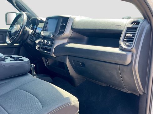 Used 2024 RAM 2500 Tradesman w/ Chrome Appearance Group AWD/4WD image 28