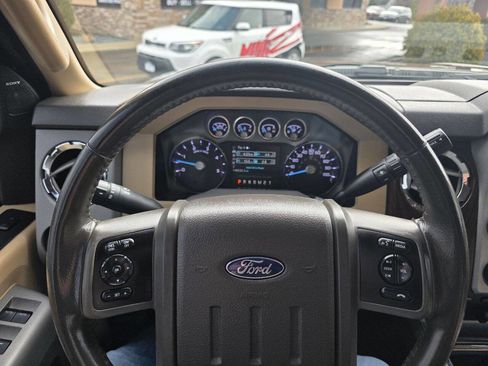 Used 2016 Ford F250 Lariat w/ Chrome Package image 19