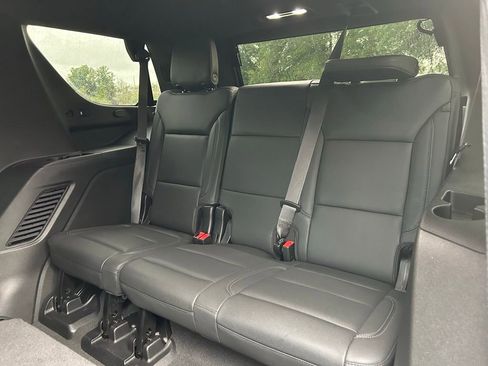 Used 2024 Chevrolet Tahoe LT w/ Luxury Package image 13