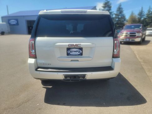 Used 2015 GMC Yukon SLT w/ HD Trailering Package AWD/4WD image 28