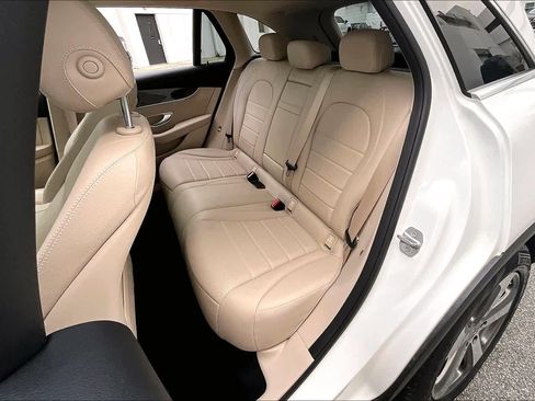 Used 2017 Mercedes-Benz GLC 300 image 19