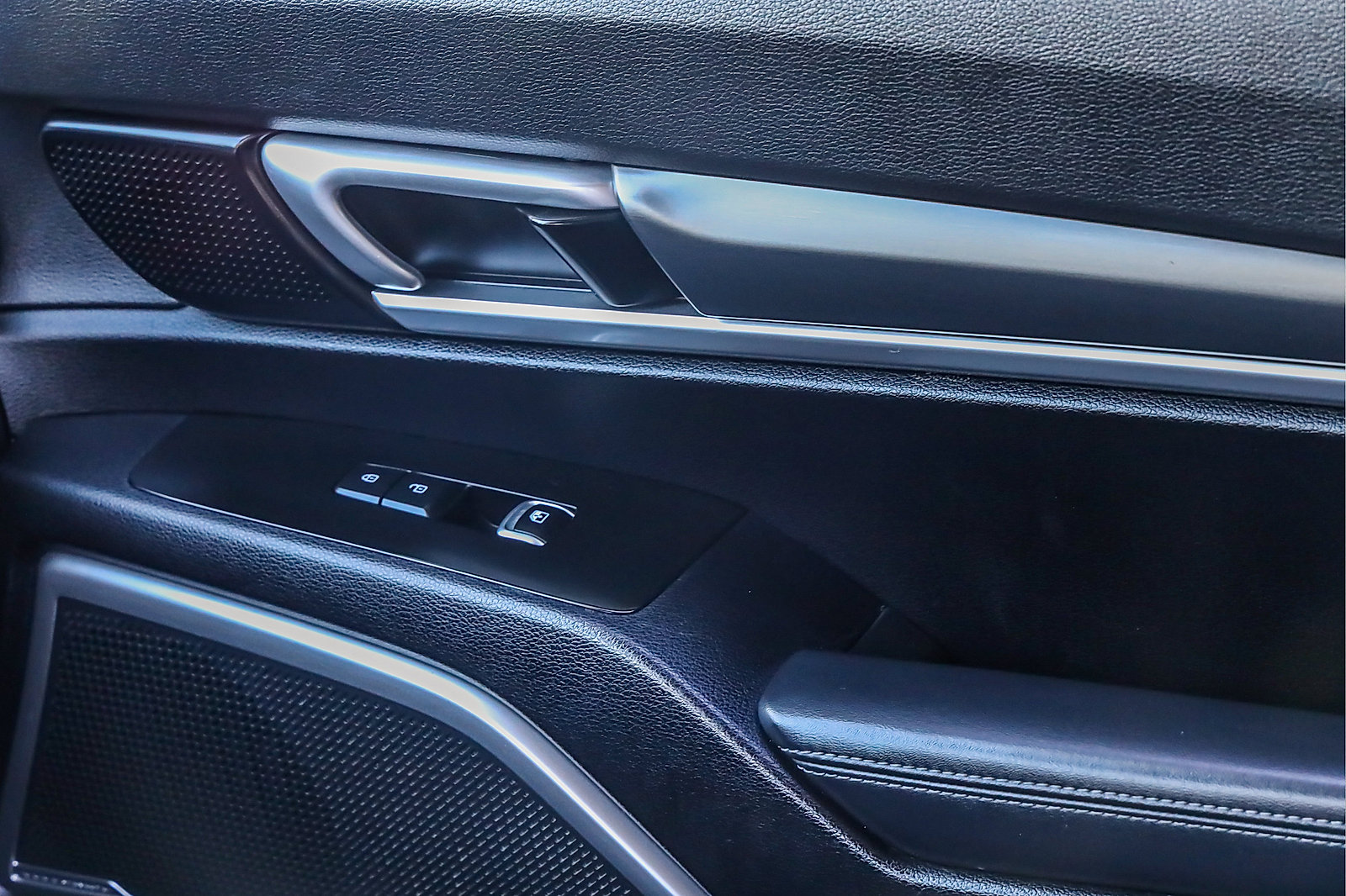 Certified 2022 Kia Telluride LX FWD image 16