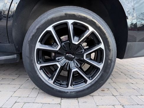Used 2023 Chevrolet Tahoe RST image 16