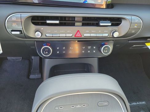 New 2026 Hyundai Palisade Calligraphy AWD/4WD image 25