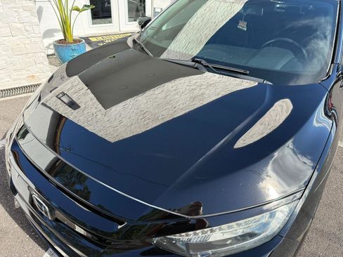 Used 2018 Honda Civic Sport Touring image 12