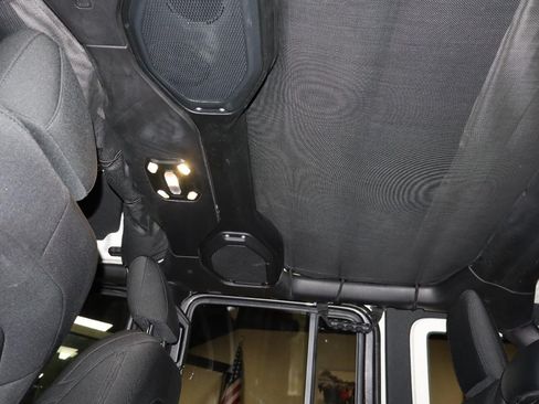 Used 2021 Jeep Wrangler Unlimited Sport AWD/4WD image 29