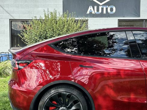 Used 2025 Tesla Model Y Performance AWD/4WD image 6
