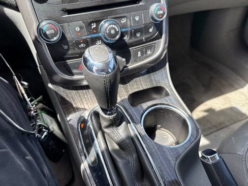 Used 2014 Chevrolet Malibu LT FWD image 21