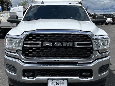Used 2022 RAM 3500 Big Horn AWD/4WD image 2