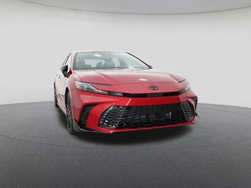 New 2026 Toyota Camry Hybrid image 30
