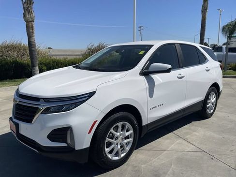 Used 2023 Chevrolet Equinox LT w/ Driver Convenience Package AWD/4WD image 4