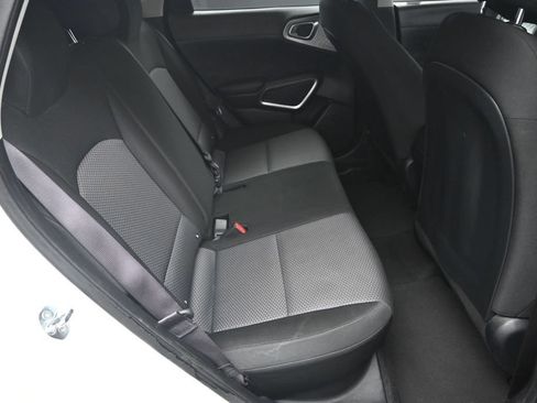 Certified 2024 Kia Soul S FWD image 33
