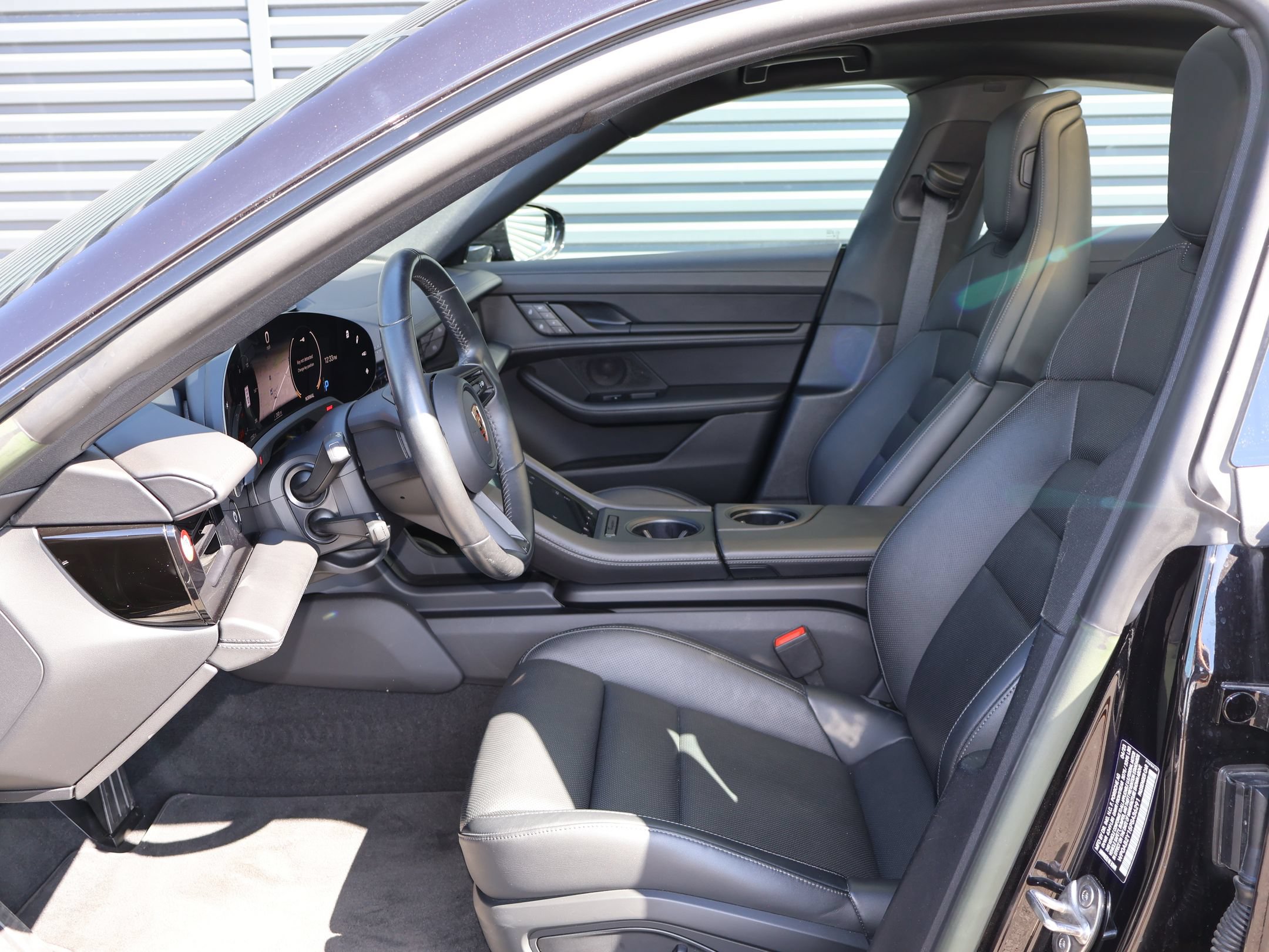 Certified 2023 Porsche Taycan 4S AWD/4WD image 5