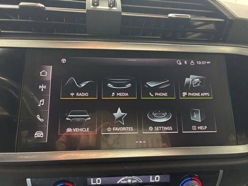 Used 2024 Audi Q3 2.0T Premium AWD/4WD image 30