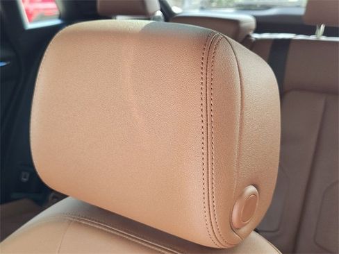 Used 2024 Audi Q3 2.0T Premium Plus image 14