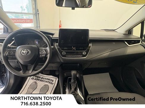 Used 2023 Toyota Corolla LE w/ Carpet Mat Package (TMS) FWD image 17