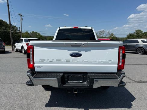Used 2025 Ford F250 Lariat AWD/4WD image 5