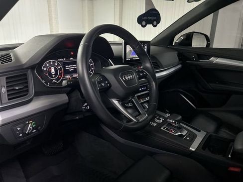 Used 2020 Audi Q5 2.0T Titanium Premium Plus w/ Premium Plus Package AWD/4WD image 10