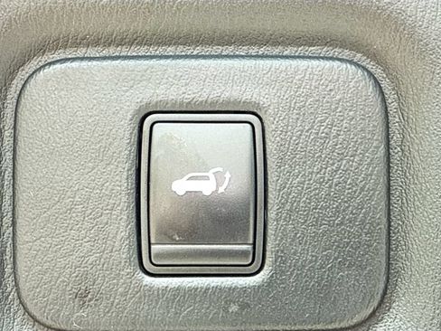 Used 2019 INFINITI QX60 Luxe w/ Essential Package FWD image 13