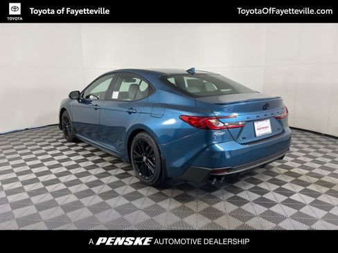 New 2026 Toyota Camry SE FWD image 3