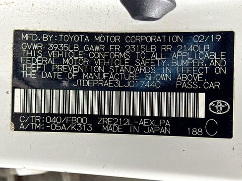 Used 2020 Toyota Corolla LE image 23