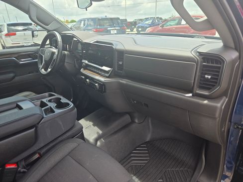 Certified 2023 Chevrolet Silverado 1500 RST w/ Z71 Off-Road Package AWD/4WD image 25