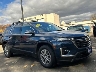 Certified 2023 Chevrolet Traverse LT w/ Rear Camera Mirror Package