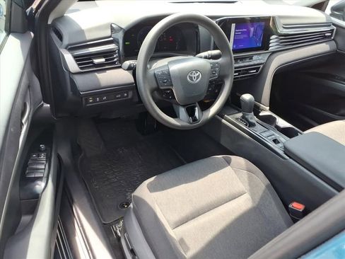 Certified 2025 Toyota Camry LE w/ Convenience Package AWD/4WD image 17