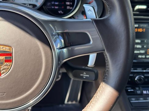 Used 2014 Porsche 911 Turbo S image 33
