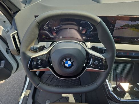 Used 2025 BMW X3 xDrive30i w/ Convenience Package image 8